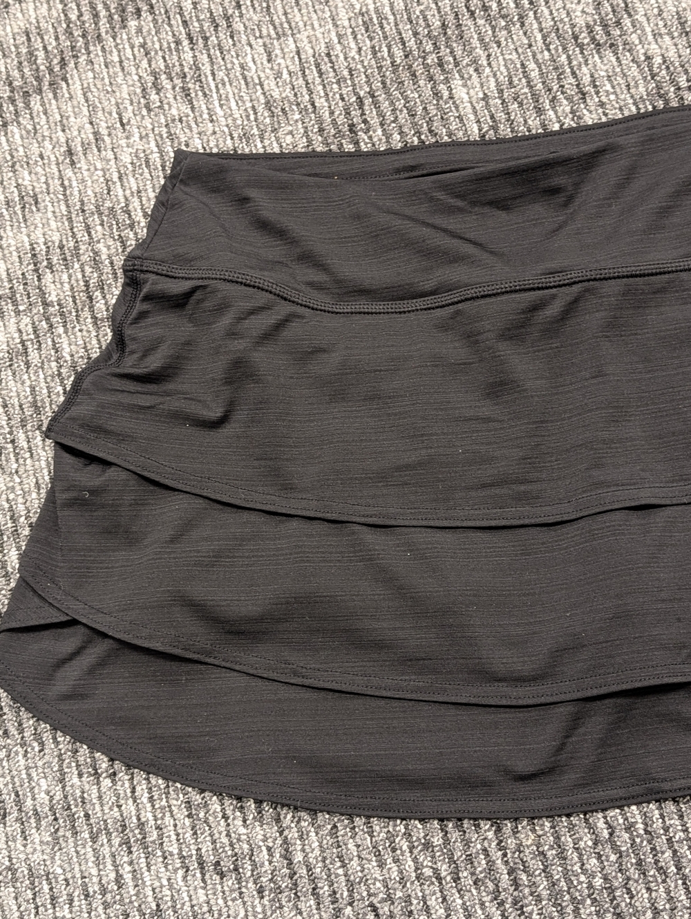 Athleta Swagger Tiered Ruffled Skirt Skort Black Size L - Picture 3 of 14